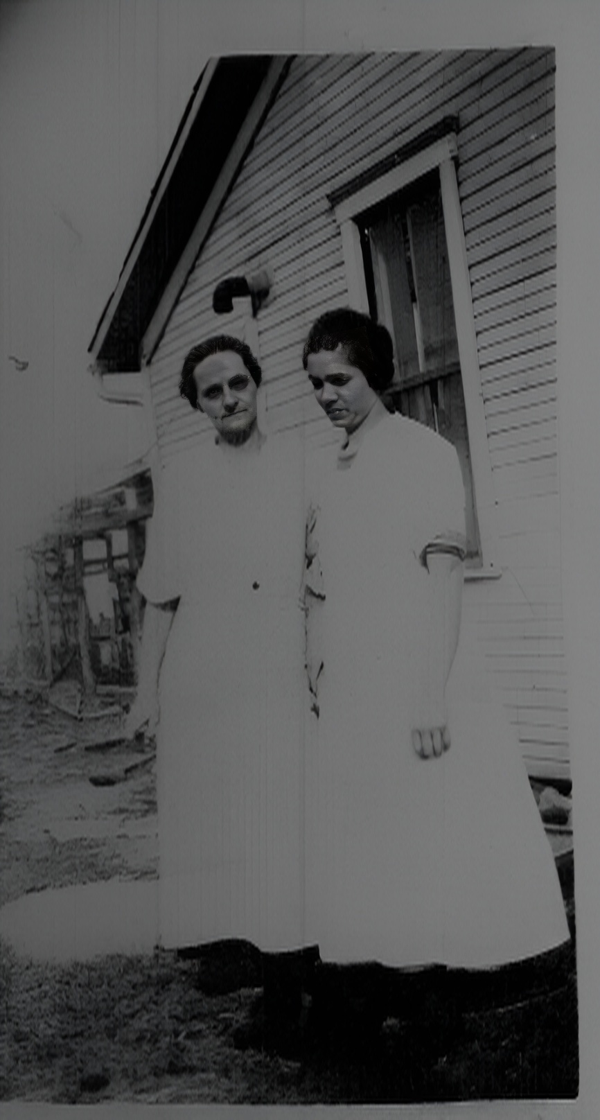 Mary Patton McGarvey standing with her daughter Sue McGarvey