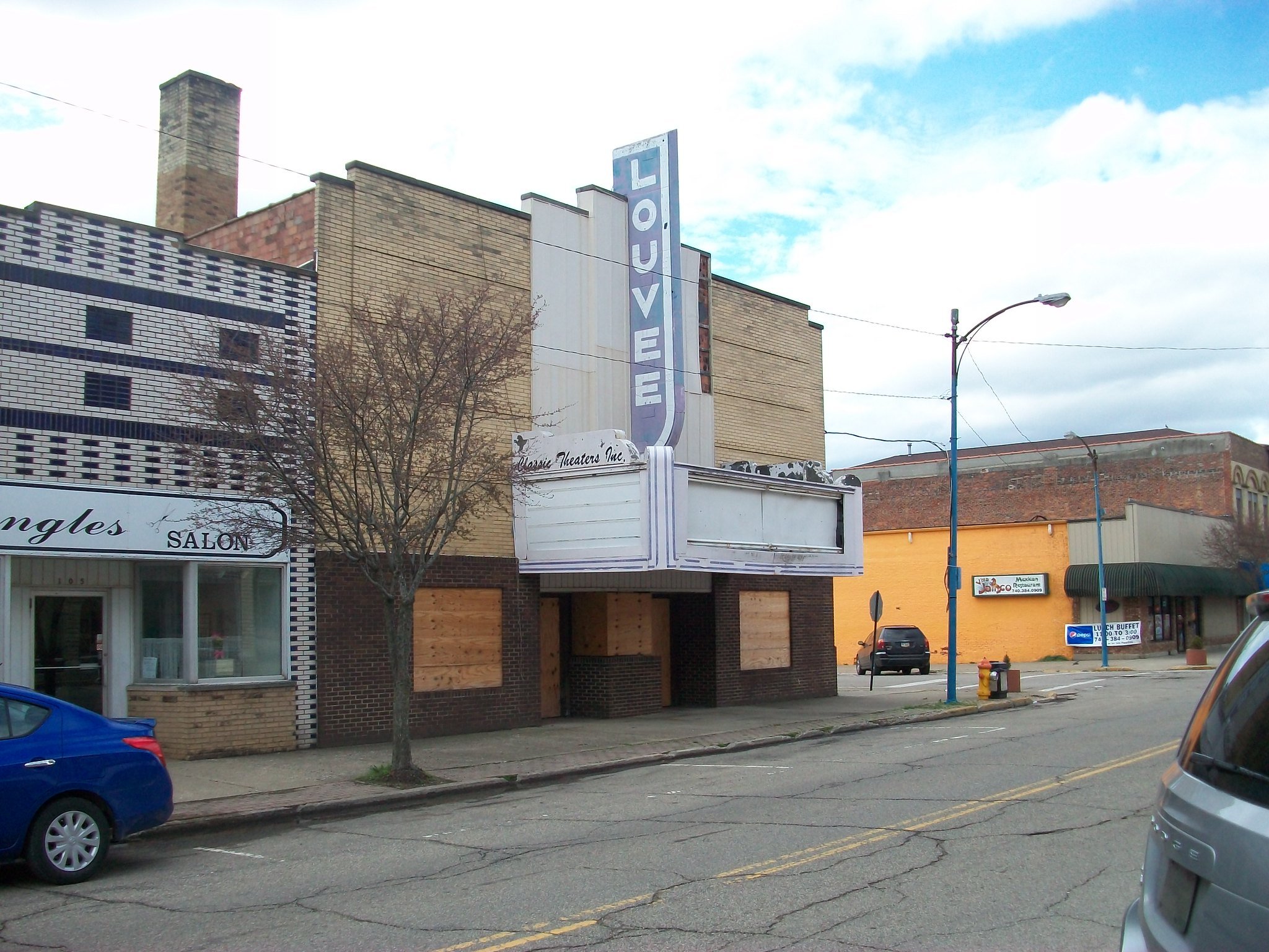 Louvee Theater building in Wellston in 2014