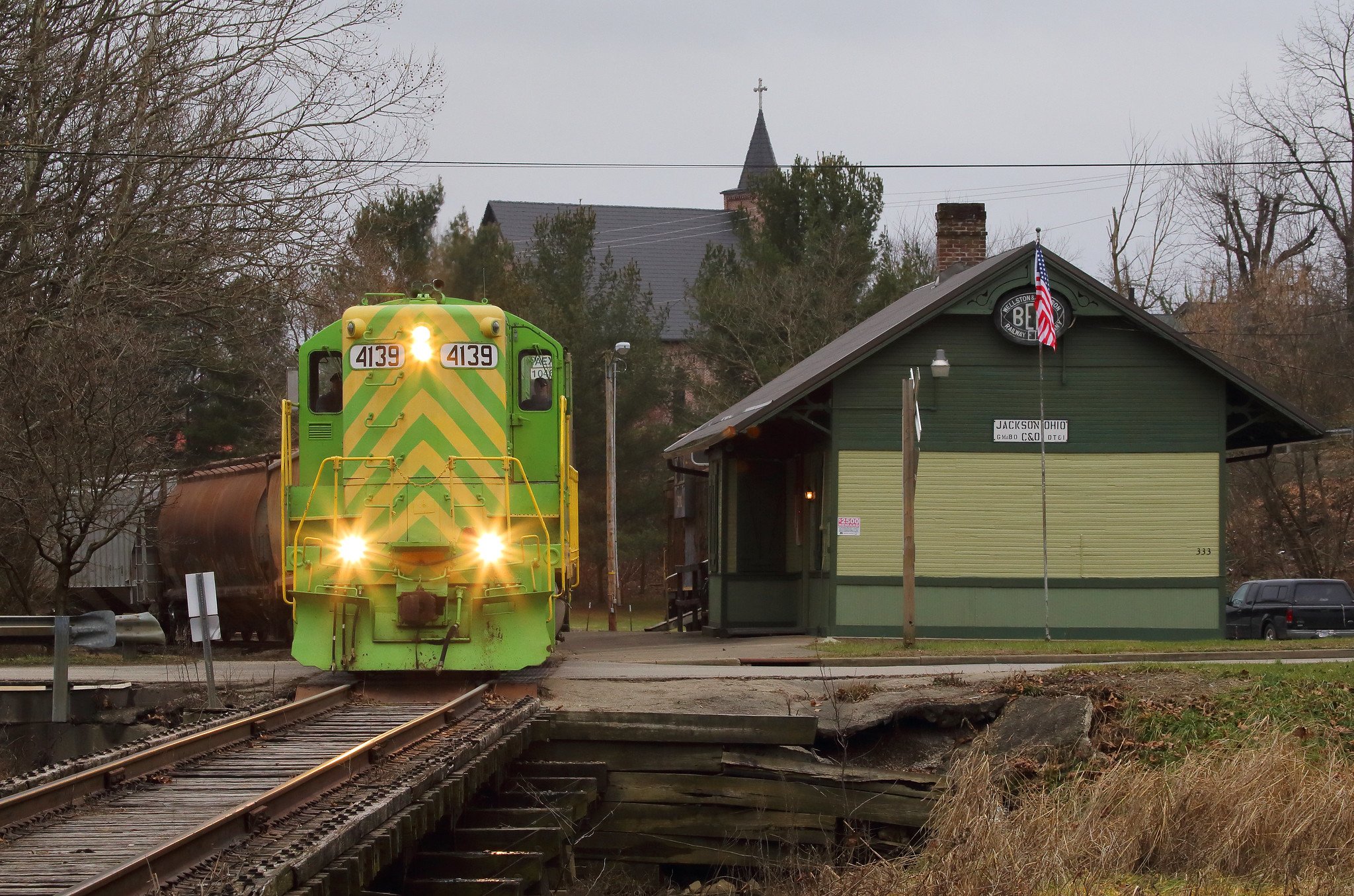 Train approaching the Wellston train station